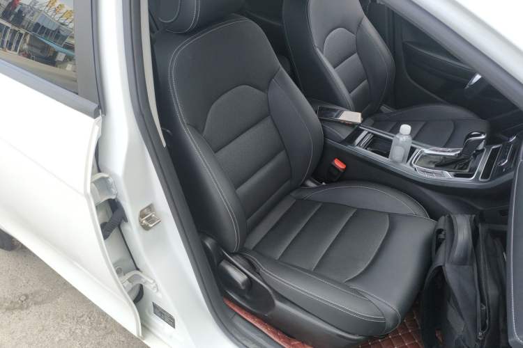 Used Geely Auto Emgrand 2021 UP 1.5L CVT Luxury Model Right Front Seat