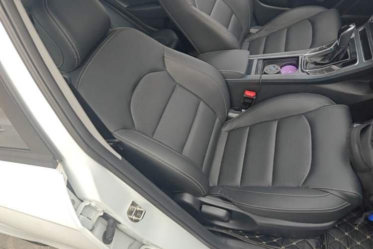 Used Geely Auto Emgrand 2021 UP 1.5L CVT Luxury Model Right Front Seat