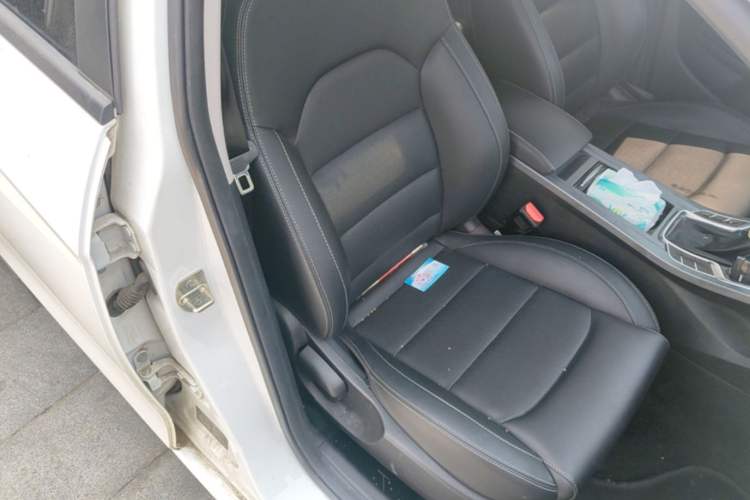 Used Geely Auto Emgrand 2021 UP 1.5L CVT Luxury Model Right Front Seat