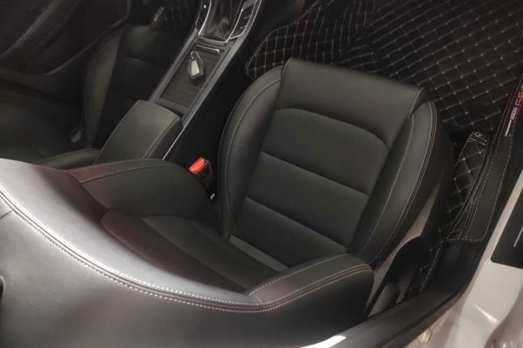 Used Geely Auto Emgrand 2021 UP 1.5L CVT Luxury Model Right Front Seat