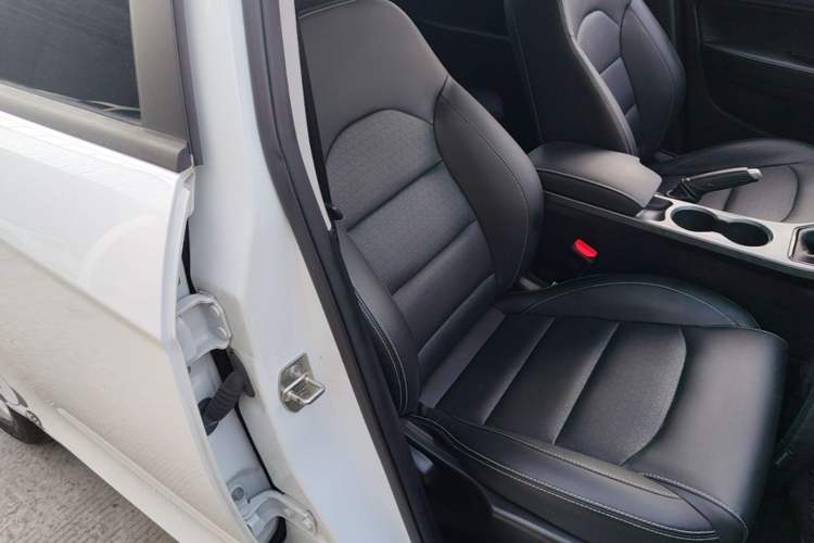 Used Geely Auto Emgrand 2021 UP 1.5L Manual Luxury Model Right Front Seat