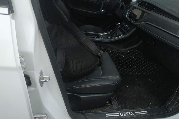 Used Geely Auto Emgrand 2021 UP 1.5L CVT Advanced Edition Right Front Seat