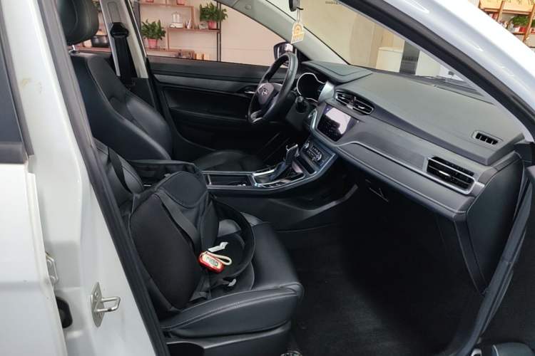 Used Geely Auto Emgrand 2021 UP 1.5L CVT Luxury Model Right Front Seat