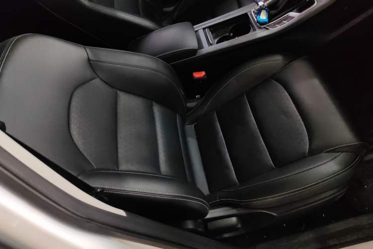 Used Geely Auto Emgrand 2021 UP 1.5L CVT Luxury Model Right Front Seat