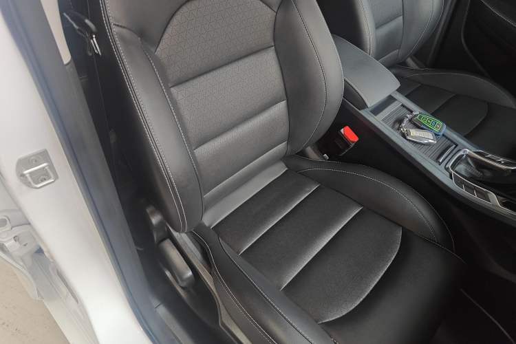 Used Geely Auto Emgrand 2021 UP 1.5L CVT Luxury Model Right Front Seat
