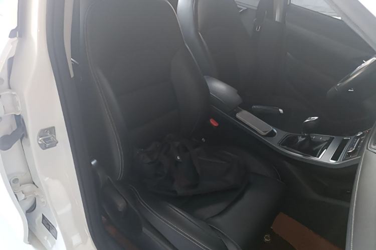 Used Geely Auto Emgrand 2021 UP 1.5L Manual Luxury Model Right Front Seat