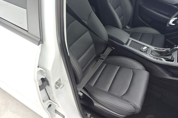 Used Geely Auto Emgrand 2021 UP 1.5L CVT Luxury Model Right Front Seat