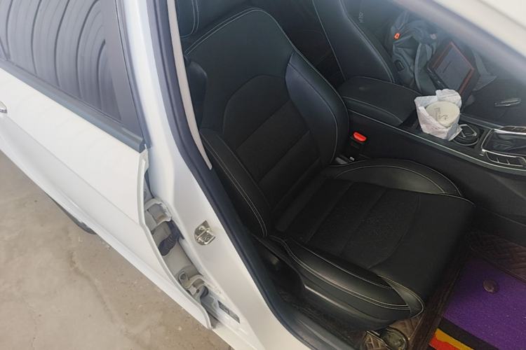 Used Geely Auto Emgrand 2021 UP 1.5L CVT Luxury Model Right Front Seat
