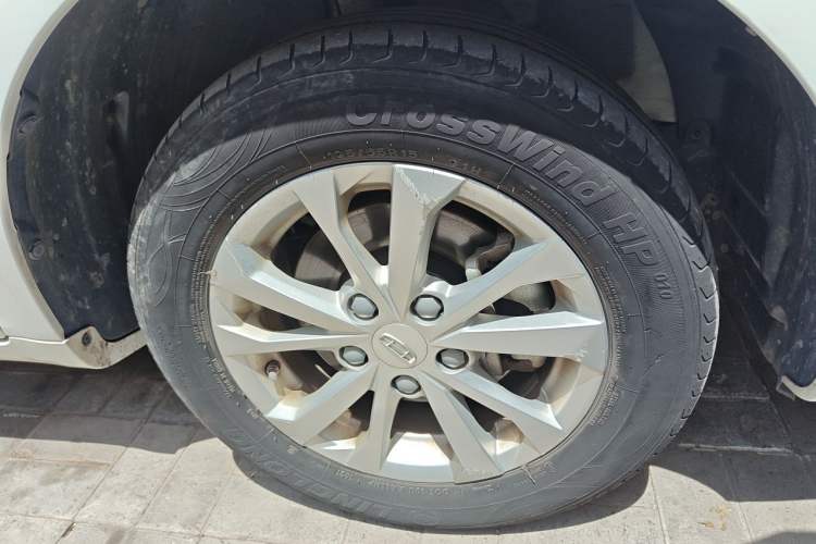 Used Geely Auto Emgrand 2021 UP 1.5L Manual Comfort Model Right Front Wheel Hub