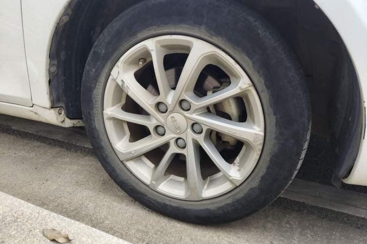 Used Geely Auto Emgrand 2021 UP 1.5L CVT Comfort Model Right Front Wheel Hub