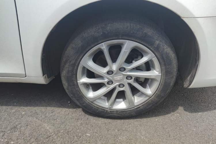 Used Geely Auto Emgrand 2021 UP 1.5L Manual Luxury Model Right Front Wheel Hub