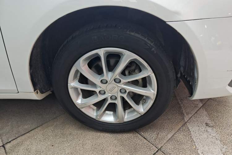 Used Geely Auto Emgrand 2021 UP 1.5L CVT Advanced Edition Right Front Wheel Hub