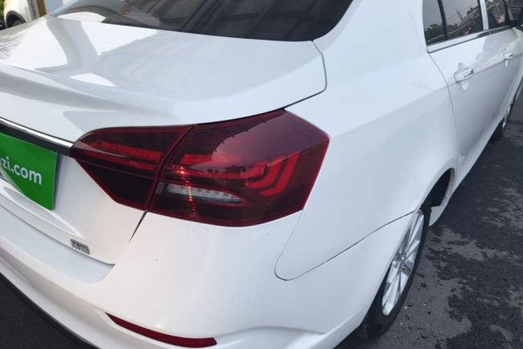 Used Geely Auto Emgrand 2021 UP 1.5L Manual Comfort Model Right Rear Taillight