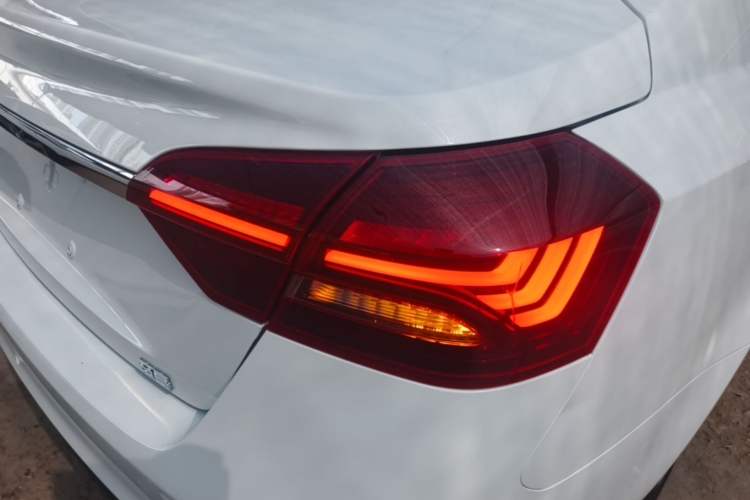 Used Geely Auto Emgrand 2021 UP 1.5L CVT Luxury Model Right Rear Taillight