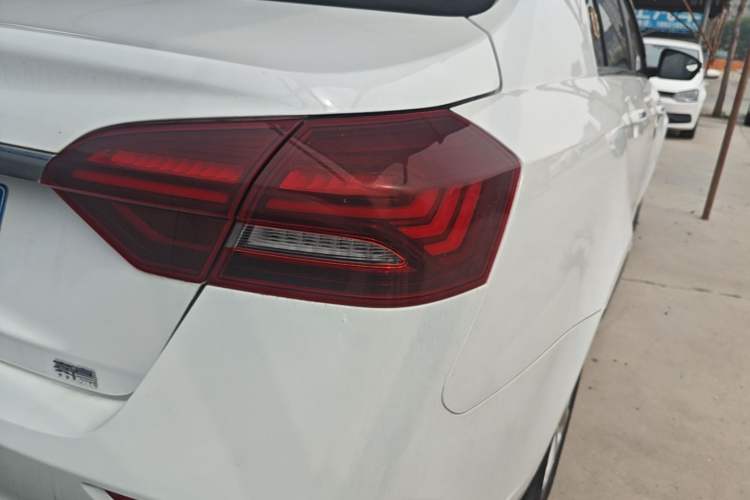 Used Geely Auto Emgrand 2021 UP 1.5L CVT Advanced Edition Right Rear Taillight