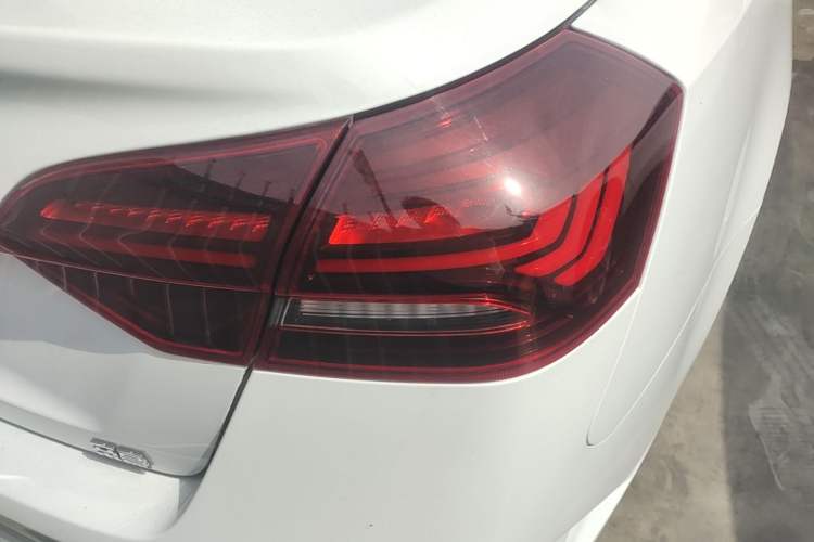 Used Geely Auto Emgrand 2021 UP 1.5L Manual Comfort Model Right Rear Taillight