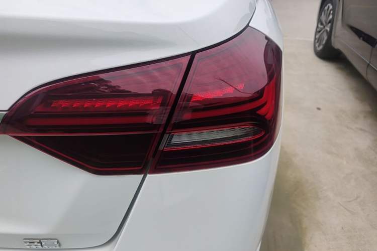 Used Geely Auto Emgrand 2021 UP 1.5L Manual Luxury Model Right Rear Taillight