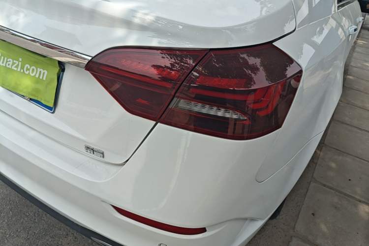 Used Geely Auto Emgrand 2021 UP 1.5L CVT Advanced Edition Right Rear Taillight