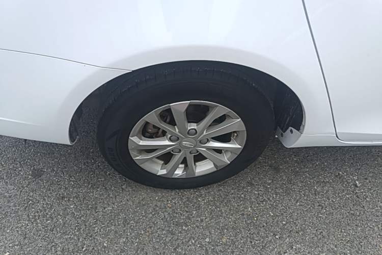 Used Geely Auto Emgrand 2021 UP 1.5L CVT Comfort Model Right Rear Wheel Hub