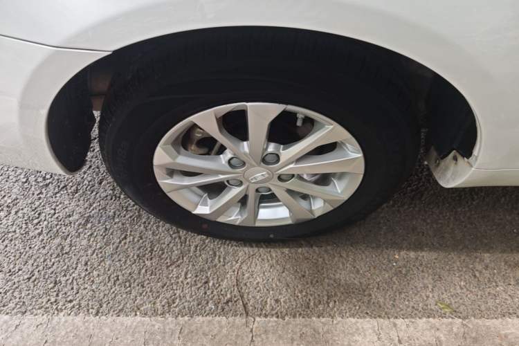 Used Geely Auto Emgrand 2021 UP 1.5L CVT Comfort Model Right Rear Wheel Hub