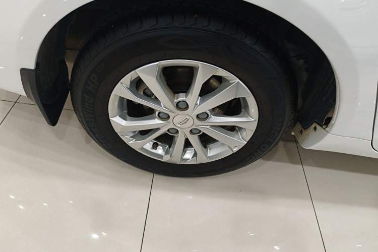 Used Geely Auto Emgrand 2021 UP 1.5L CVT Comfort Model Right Rear Wheel Hub