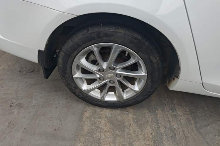 Used Geely Auto Emgrand 2021 UP 1.5L CVT Luxury Model Right Rear Wheel Hub