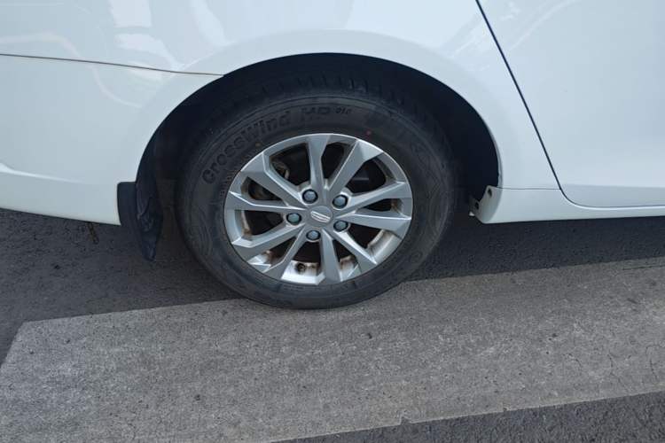 Used Geely Auto Emgrand 2021 UP 1.5L Manual Comfort Model Right Rear Wheel Hub