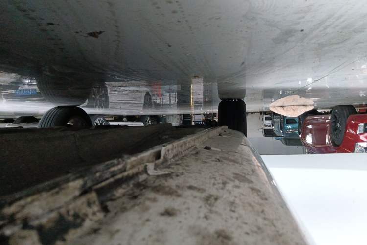 Used Geely Auto Emgrand 2021 UP 1.5L CVT Luxury Model Right Side Sill