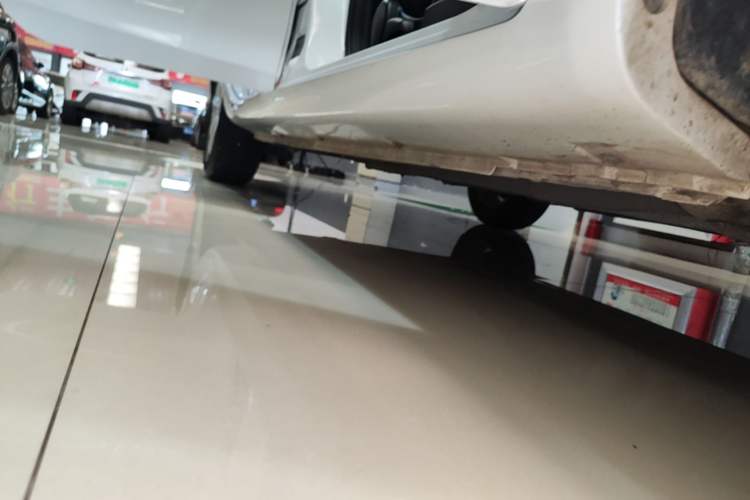 Used Geely Auto Emgrand 2021 UP 1.5L CVT Comfort Model Right Side Sill