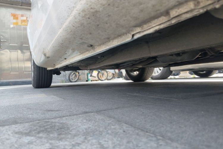 Used Geely Auto Emgrand 2021 UP 1.5L CVT Luxury Model Right Side Sill