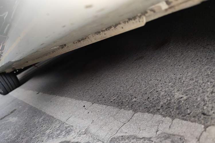 Used Geely Auto Emgrand 2021 UP 1.5L CVT Luxury Model Right Side Sill