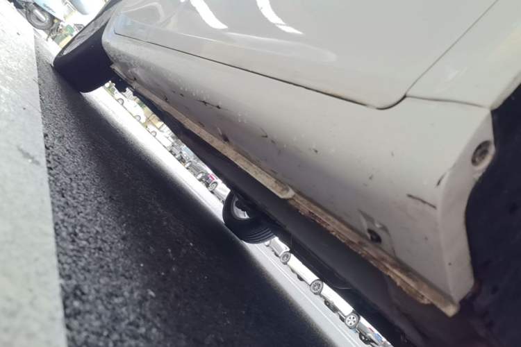 Used Geely Auto Emgrand 2021 UP 1.5L CVT Luxury Model Right Side Sill