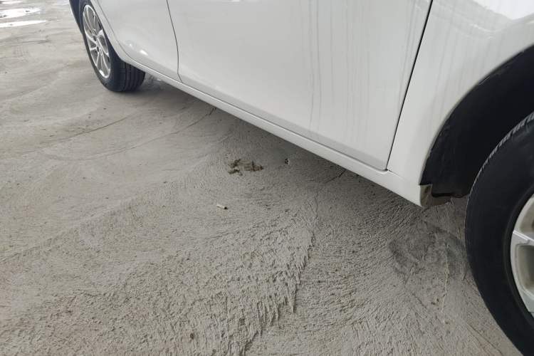 Used Geely Auto Emgrand 2021 UP 1.5L CVT Comfort Model Right Side Sill