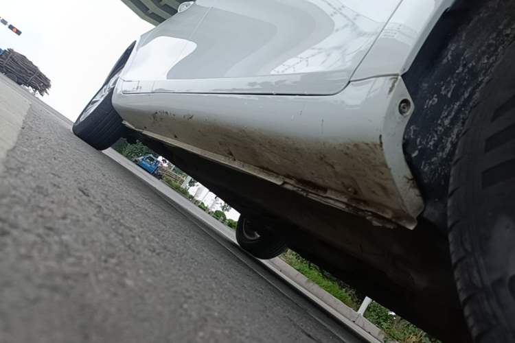 Used Geely Auto Emgrand 2021 UP 1.5L CVT Comfort Model Right Side Sill