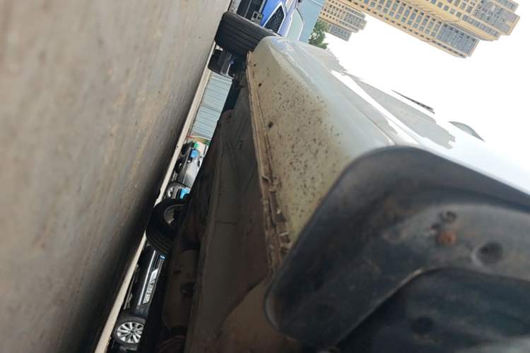Used Geely Auto Emgrand 2021 UP 1.5L CVT Luxury Model Right Side Sill