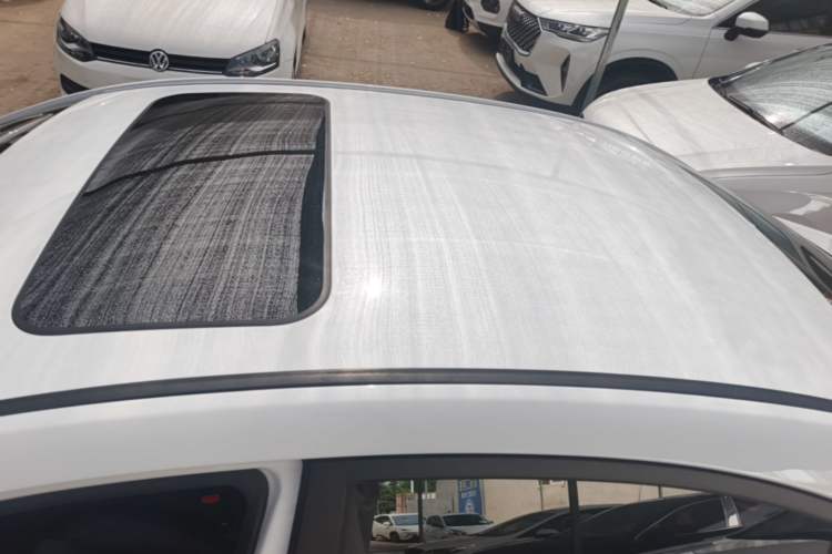 Used Geely Auto Emgrand 2021 UP 1.5L CVT Luxury Model Roof