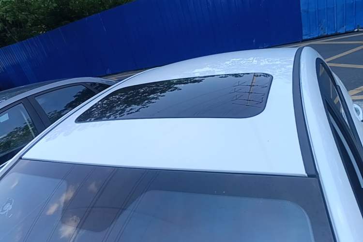 Used Geely Auto Emgrand 2021 UP 1.5L CVT Luxury Model Roof