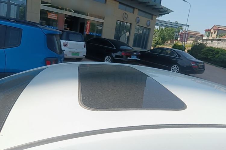 Used Geely Auto Emgrand 2021 UP 1.5L CVT Luxury Model Roof