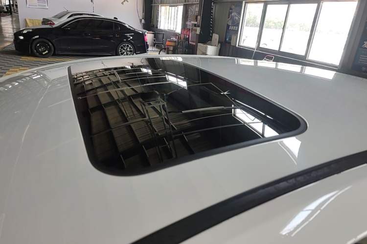 Used Geely Auto Emgrand 2021 UP 1.5L CVT Luxury Model Roof