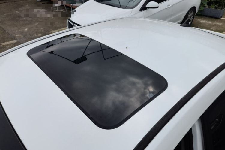 Used Geely Auto Emgrand 2021 UP 1.5L CVT Luxury Model Roof