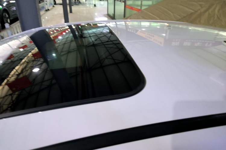 Used Geely Auto Emgrand 2021 UP 1.5L CVT Luxury Model Roof