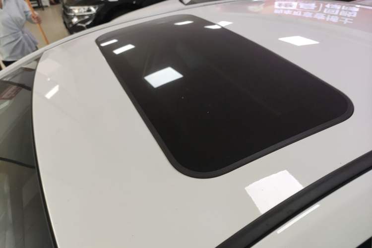 Used Geely Auto Emgrand 2021 UP 1.5L CVT Luxury Model Roof