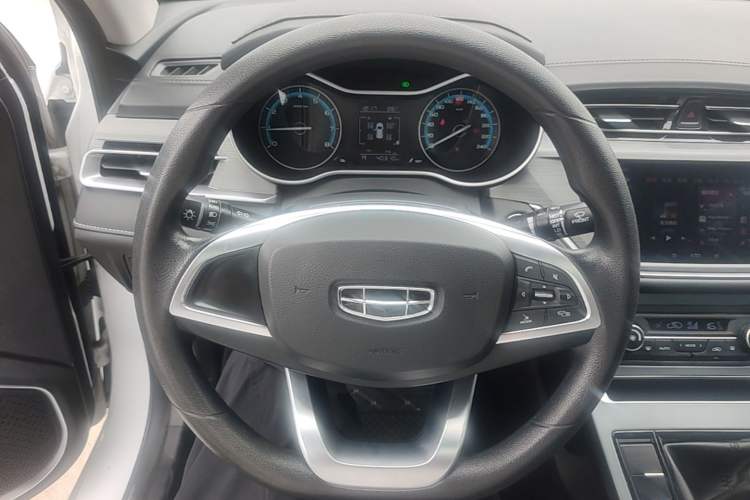 Used Geely Auto Emgrand 2021 UP 1.5L Manual Luxury Model Steering Wheel