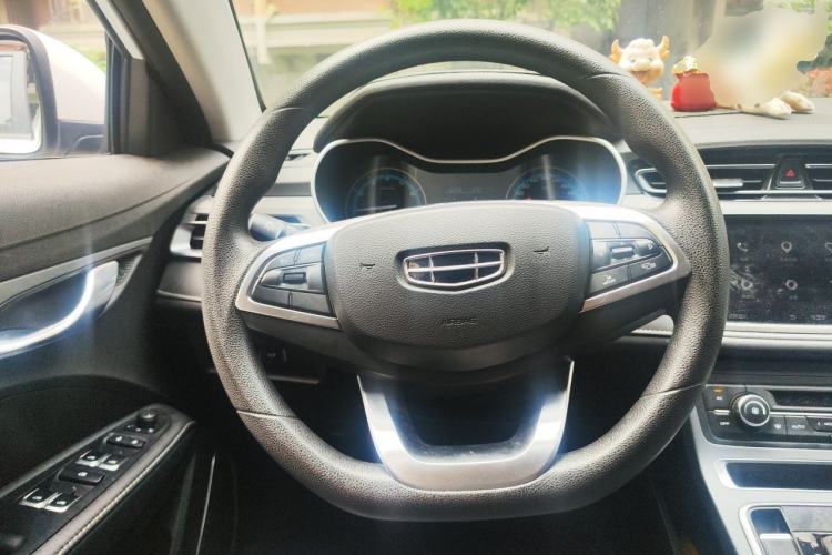 Used Geely Auto Emgrand 2021 UP 1.5L CVT Luxury Model Steering Wheel