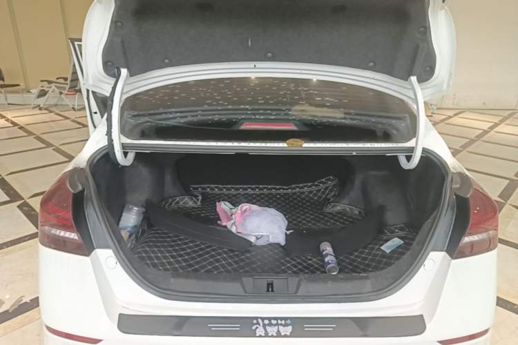 Used Geely Auto Emgrand 2021 UP 1.5L CVT Luxury Model Trunk