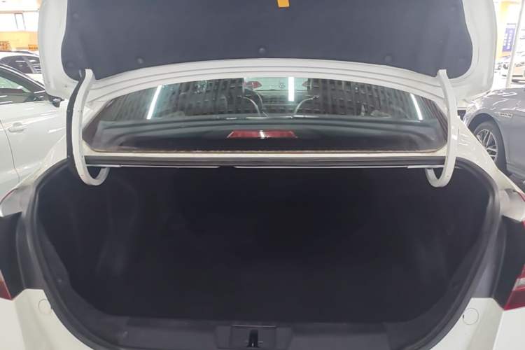 Used Geely Auto Emgrand 2021 UP 1.5L CVT Comfort Model Trunk