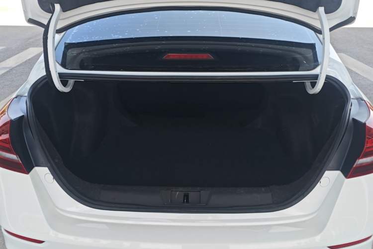 Used Geely Auto Emgrand 2021 UP 1.5L Manual Comfort Model Trunk