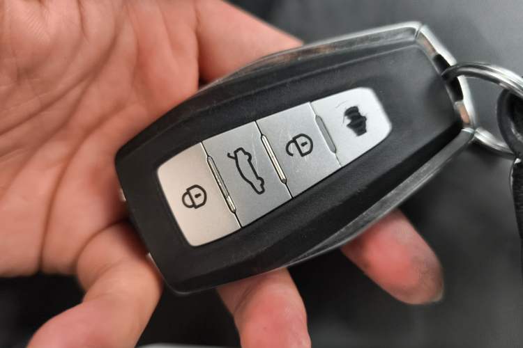 Used Geely Auto Emgrand 2021 UP 1.5L CVT Luxury Model Vehicle Key