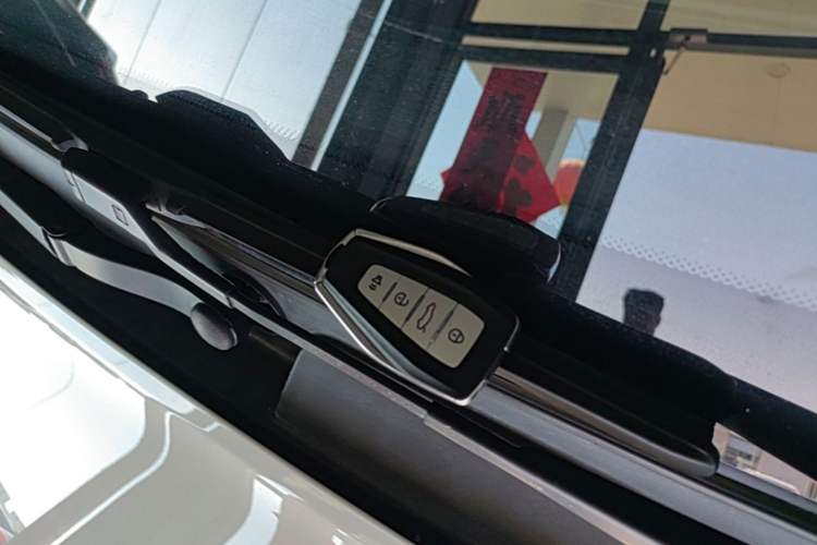 Used Geely Auto Emgrand 2021 UP 1.5L Manual Luxury Model Vehicle Key