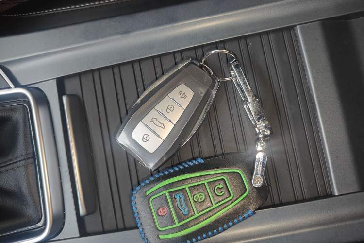 Used Geely Auto Emgrand 2021 UP 1.5L CVT Luxury Model Vehicle Key